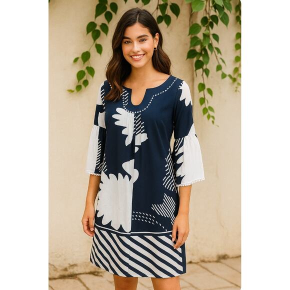Crown & Ivy Navy Shift Dress 3/4 Sleeve 10 classic preppy Spring Floral chic - Picture 1 of 8